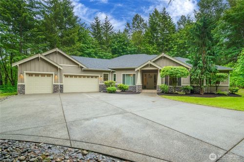 30418 219th Way Se, Black Diamond, WA, 98010-1721 | Card Image