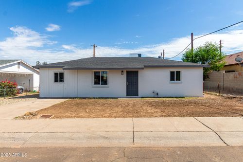 5521 S 14th Way, Phoenix, AZ, 85040-3220 | Card Image
