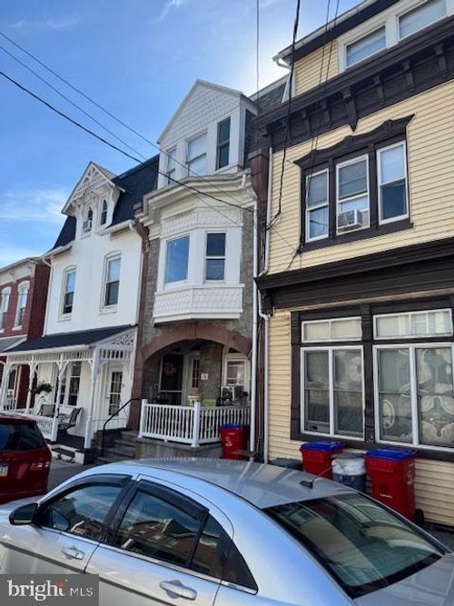 36 N 4th St, HAMBURG, PA, 19526-1508 | Card Image