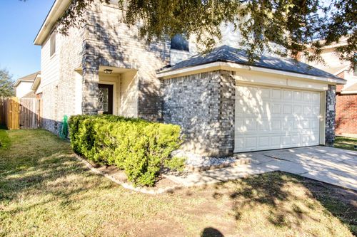 9519 Garrett Pine Ln, Houston, TX, 77044-5663 | Card Image