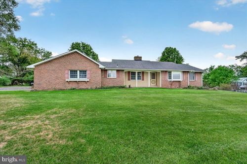 9 W Obrecht Road, SYKESVILLE, MD, 21784 | Card Image