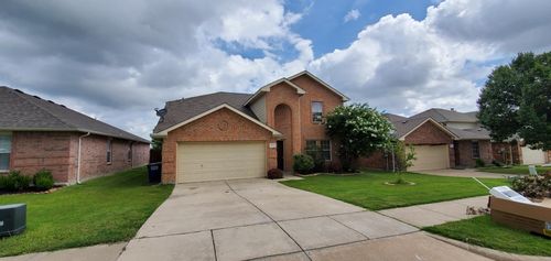 1425 Whitewater Dr, Little Elm, TX, 75068-7331 | Card Image