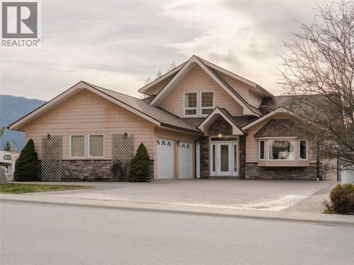 449 Hampton Gray Pl, Nelson, BC, V1L7A8 | Card Image