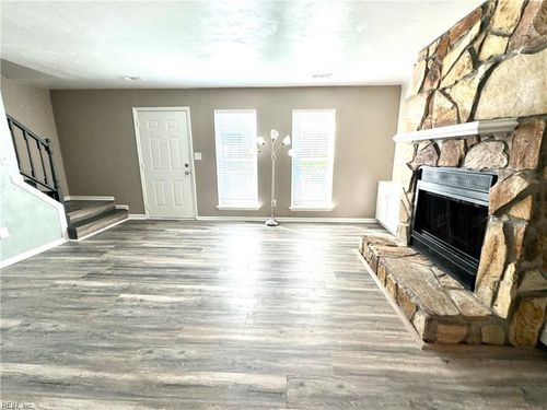 4736-4736 Hollis Rd, Virginia Beach, VA, 23455-2048 | Card Image