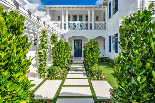 608 Island Dr, Palm Beach, FL, 33480-4745 | Card Image