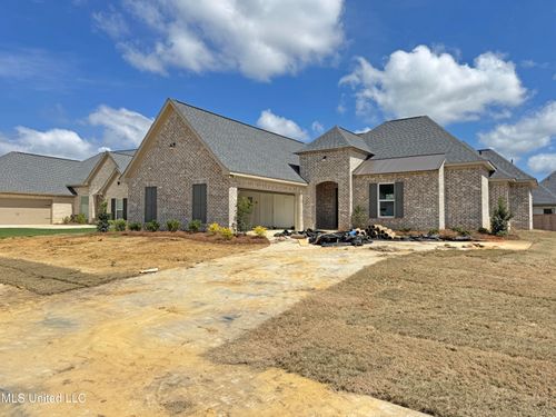 913 Brunswick Ct, Flowood, MS, 39232-1100 | Card Image