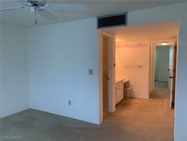 Master Bedroom to Vanity | Image 14