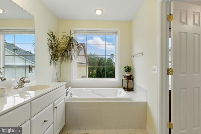 11434 Grandview Ave, Townhouse with 3 bedrooms, 4 bathrooms and null parking in WHEATON MD | Image 19