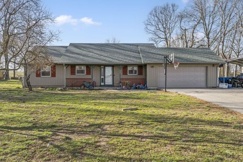 206 Plum St, Sparta, MO, 65753-1206 | Card Image