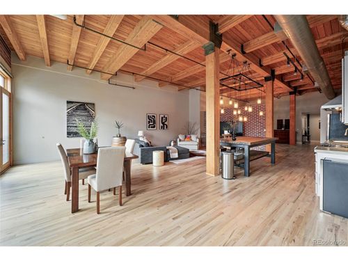 2d-2955 Inca St, Denver, CO, 80202-1265 | Card Image