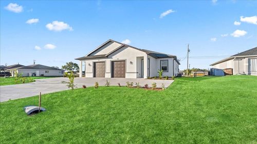 826/828 Diplomat Parkway E, Cape Coral, FL, 33909 | Card Image