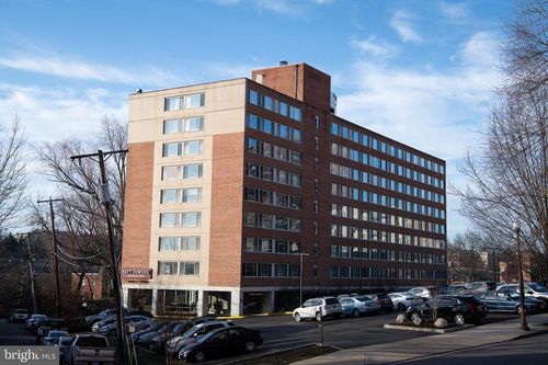 apt-805-1210 N Taft St, ARLINGTON, VA, 22201-2440 | Card Image