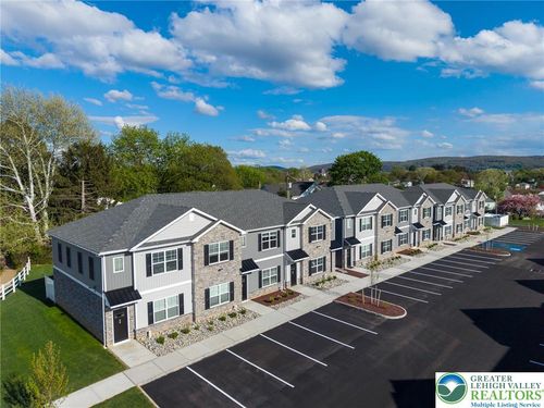 12-1411 Greenview Dr, BETHLEHEM, PA, 18018-4144 | Card Image