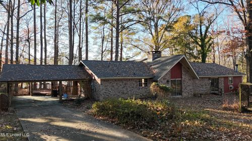 198 Lorman Ln, Madison, MS, 39110-7112 | Card Image