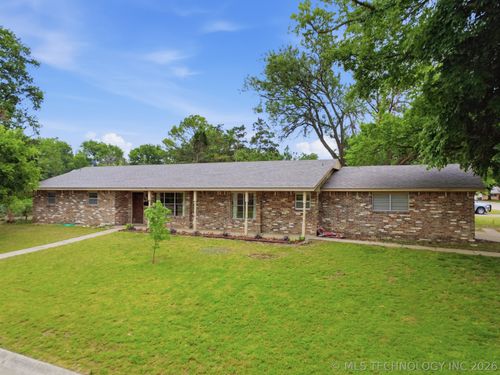 2509 Se Quail Pl, Bartlesville, OK, 74006-4339 | Card Image