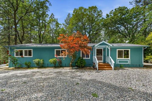 12863 Blue Jay Court, Grass Valley, CA, 95949 | Card Image