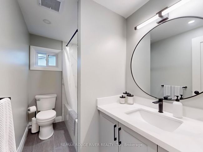 19 Panter Cres, House other with 4 bedrooms, 3 bathrooms and 4 parking in Ajax ON | Image 22