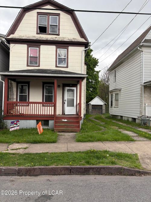 70 Willow St, Wilkes Barre, PA, 18702-1509 | Card Image