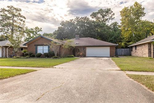 809 Constitution Dr, Slidell, LA, 70458-2109 | Card Image