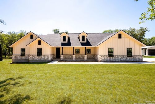 281 Cibolo Way, La Vernia, TX, 78121-0029 | Card Image
