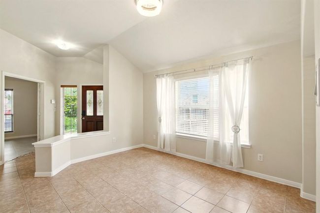 4602 Pompton Ct, House other with 3 bedrooms, 2 bathrooms and 2 parking in Pearland TX | Image 5