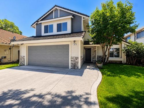 250 Orestimba Circle, Tracy, CA, 95376 | Card Image