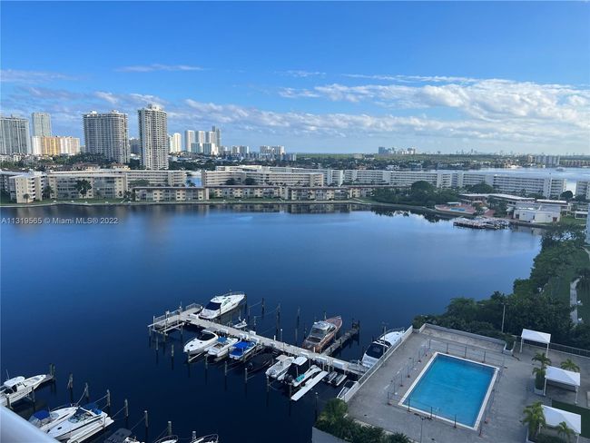 APT-1501 - 18071 Biscayne Blvd, Condo with 2 bedrooms, 2 bathrooms and null parking in Aventura FL | Image 42