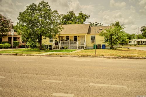 2456 Cincinnati Ave, San Antonio, TX, 78228-5461 | Card Image