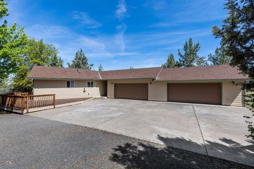 380 Se Hering Rd, Madras, OR, 97741-9004 | Card Image