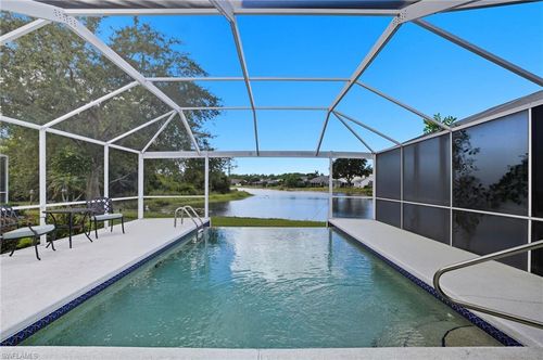 3-5520 Whitten Dr, NAPLES, FL, 34104-5302 | Card Image