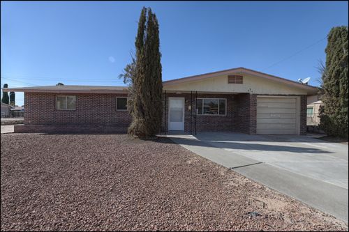 3101 Kirkcaldy Rd, El Paso, TX, 79925-4108 | Card Image