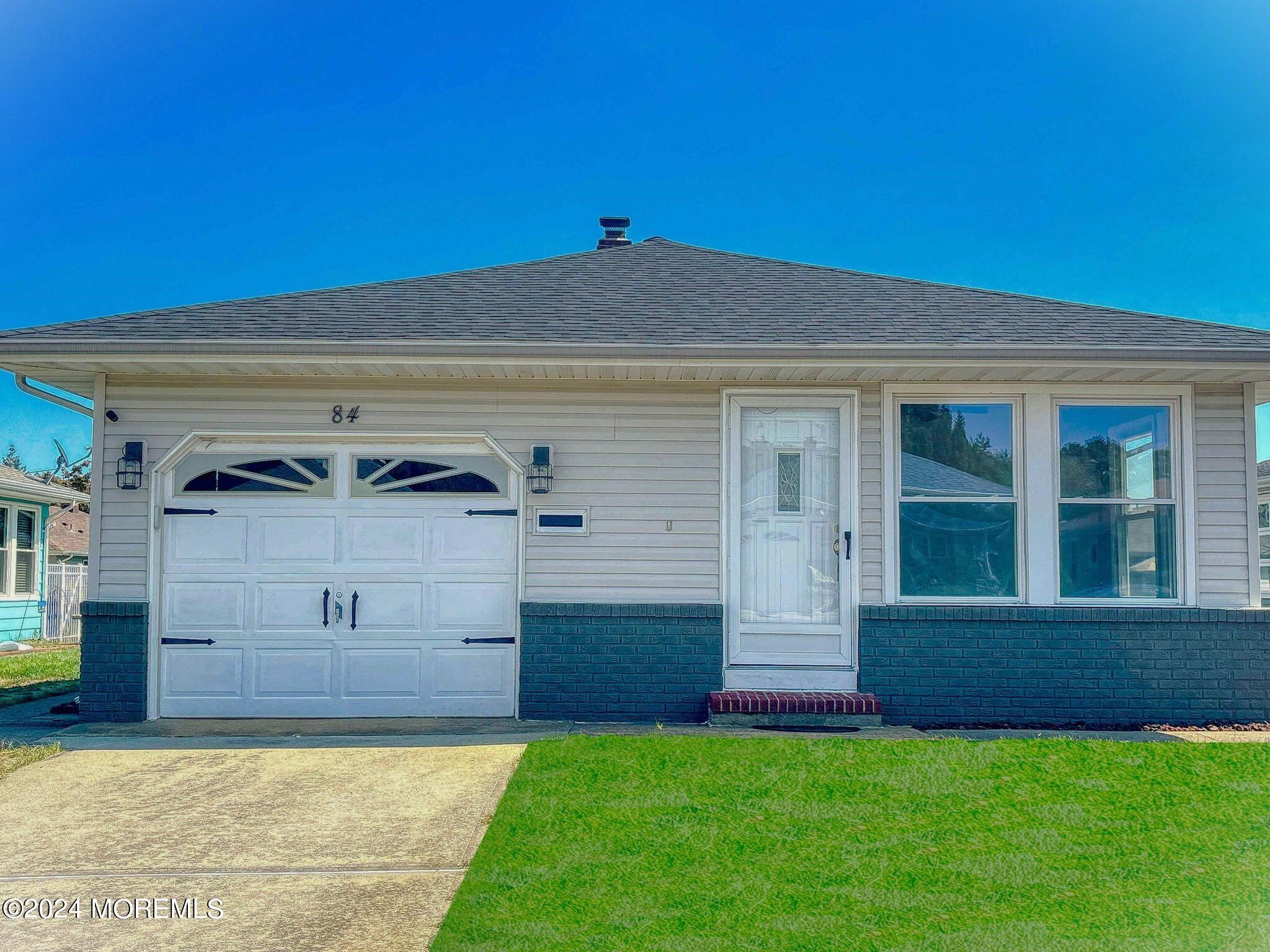 Scarborough Pl, Toms River, NJ 08757