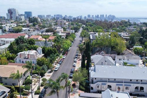a-3568 Front St, San Diego, CA, 92103 | Card Image