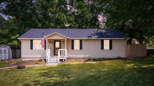 13376 Maple Rd Ne, Thornville, OH, 43076-8122 | Card Image