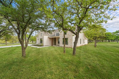 1000 Bluebonnet Rdg, Weatherford, TX, 76087-6934 | Card Image