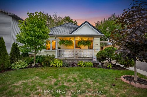 176 Idylewylde St, Fort Erie, ON, L2A2L6 | Card Image