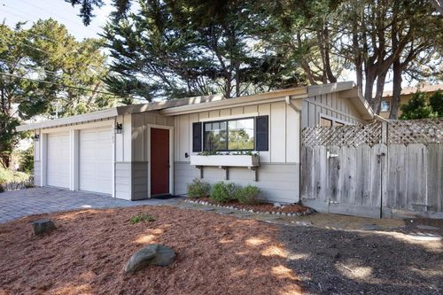 1103 Kenet Pl, Pacific Grove, CA, 93950-5354 | Card Image