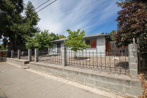708 Sw Bridge St, Grants Pass, OR, 97526-2769 | Card Image