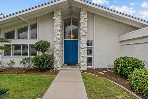 19730 Septo, Chatsworth, CA, 91311 | Card Image