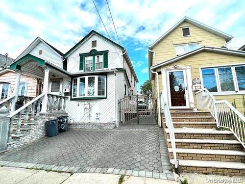 107-37 108th St, South Richmond Hill, NY, 11419-2405 | Card Image