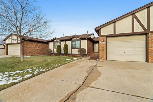 5441 Stanford Ct, Warren, MI, 48091-3839 | Card Image