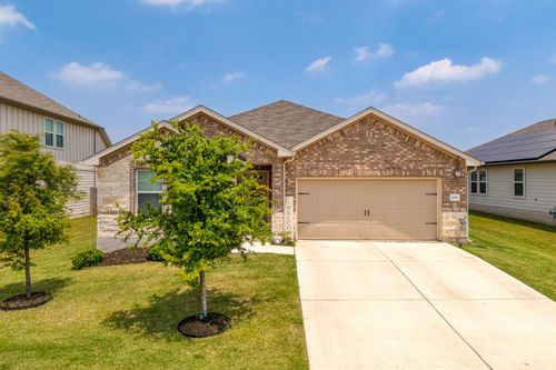 200 Water Way Ave, Hutto, TX, 78634-4274 | Card Image