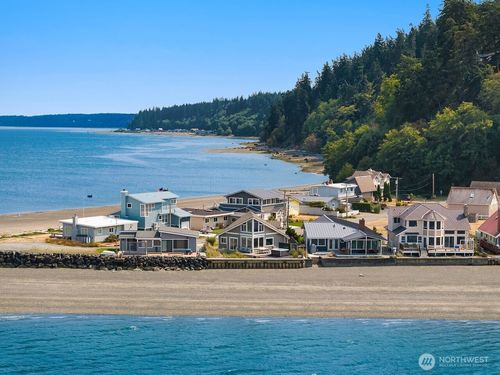 2271 Eastpoint Dr, Langley, WA, 98260-8032 | Card Image