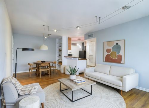 114-4306 Avenue A, Austin, TX, 78751-3664 | Card Image