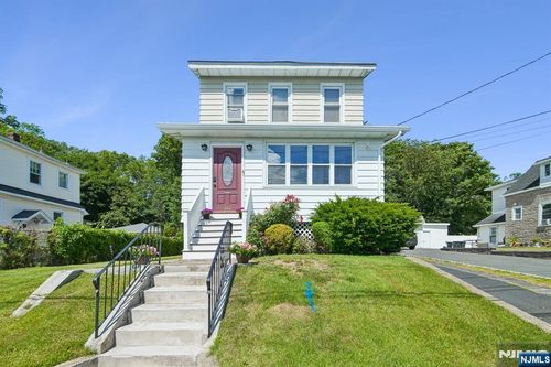 264 Getty Ave, Clifton, NJ, 07011-1827 | Card Image