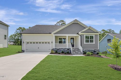 160 Golfview Ave, Benson, NC, 27504-4901 | Card Image