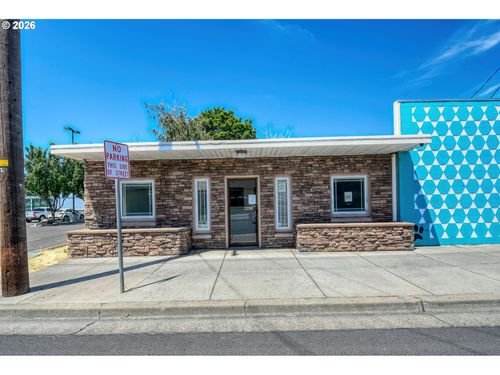 1901 Sw Court Ave, Pendleton, OR, 97801-1816 | Card Image