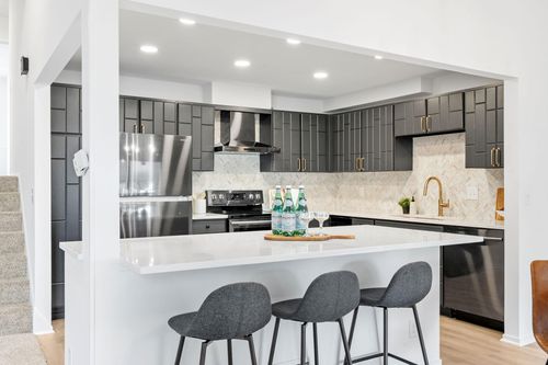 8238 Tamarack Trl, Eden Prairie, MN, 55347-1563 | Card Image