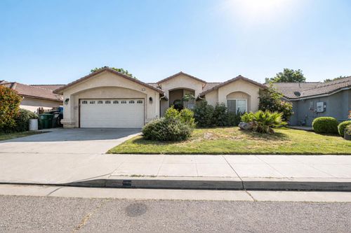 721 Via Cerioni, Madera, CA, 93637-3307 | Card Image