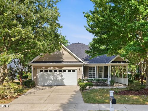 204 Crystal Brook Ln, Cary, NC, 27519-7181 | Card Image